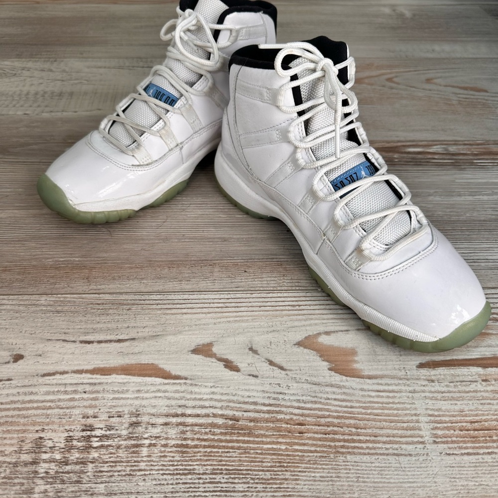 2014 Nike Air Jordan 11 XI Retro BG White Legend Blue-Black collection size 5.5y